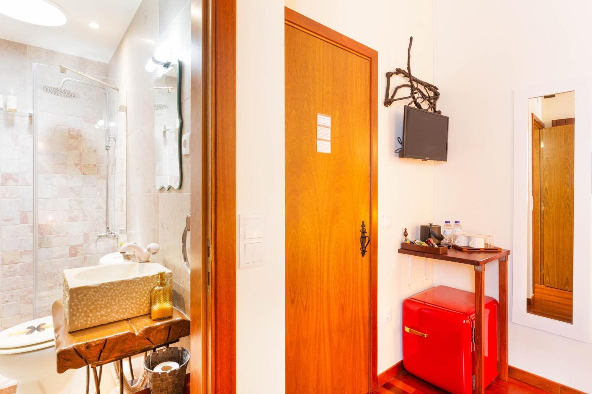 Refugio Das Artes Guesthouse Porto de Mós Εξωτερικό φωτογραφία